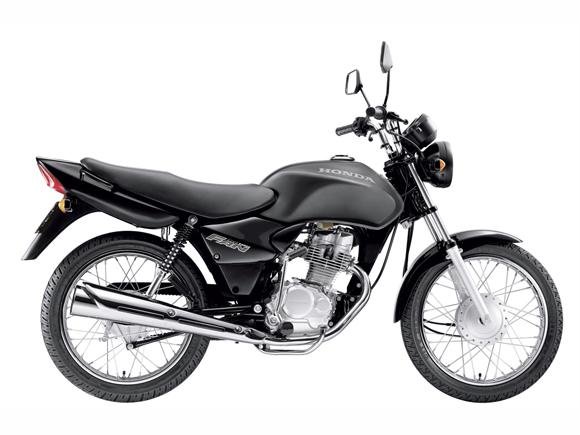 COLÍDER: Menor e apreendido sem CNH e conduzindo moto com documento atrasada e em alta velocidade.