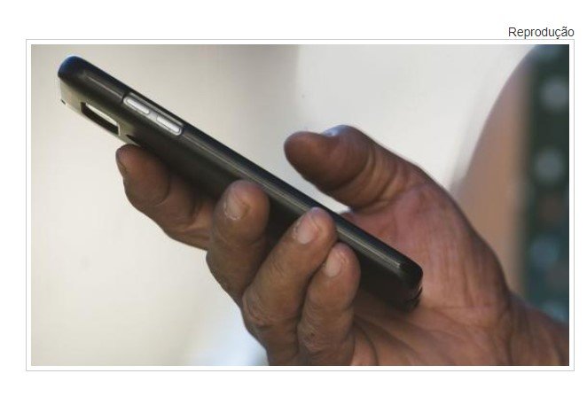 Espiar o celular do parceiro pode dar cadeia; entenda