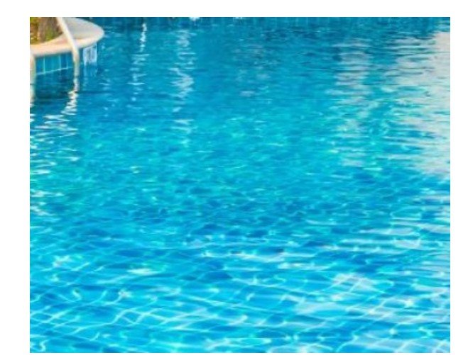 Criança de 1 ano é achada morta em piscina