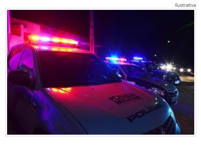 Mãe é acusada de tentar furar olho da filha por encontrar louça sem lavar