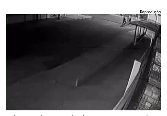 Vídeo - Delegado reage a assalto e prende suspeitos em MT
