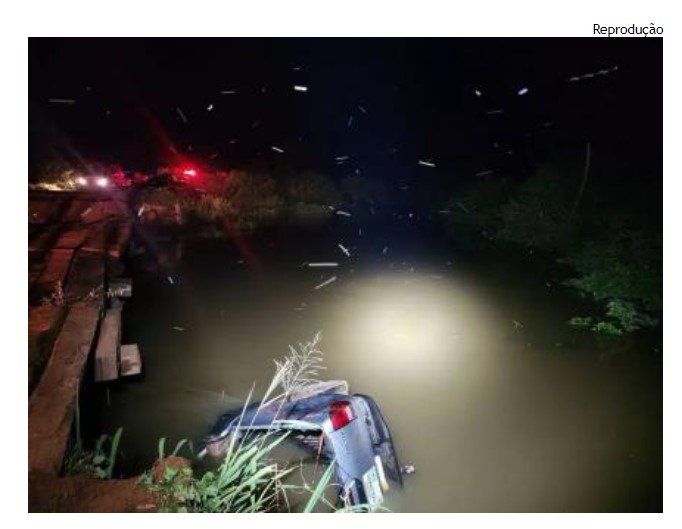Homem morre após cair com Hilux em rio no interior de MT
