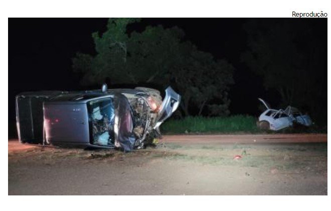 Antes de causar acidente com 3 mortes, condutor estava em bar