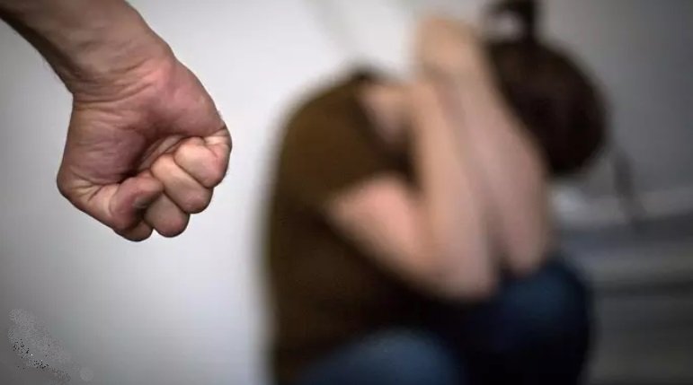 COLÍDER: Jovem agride irmã e quebra aparelho de celular da vítima.