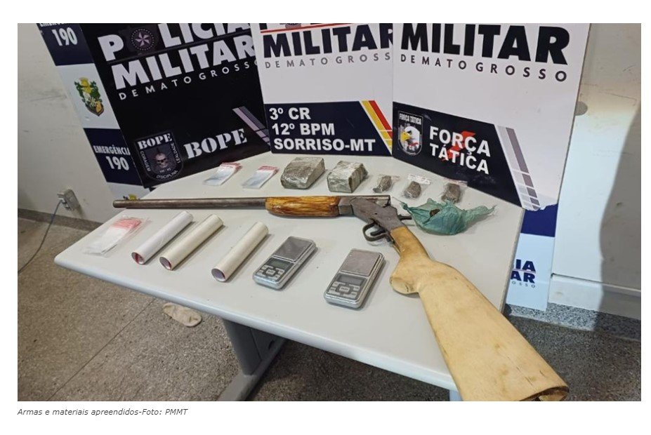 Polícia Militar prende irmãos e apreende drogas, espingarda e cestas básicas de facção criminosa. (Fotos)