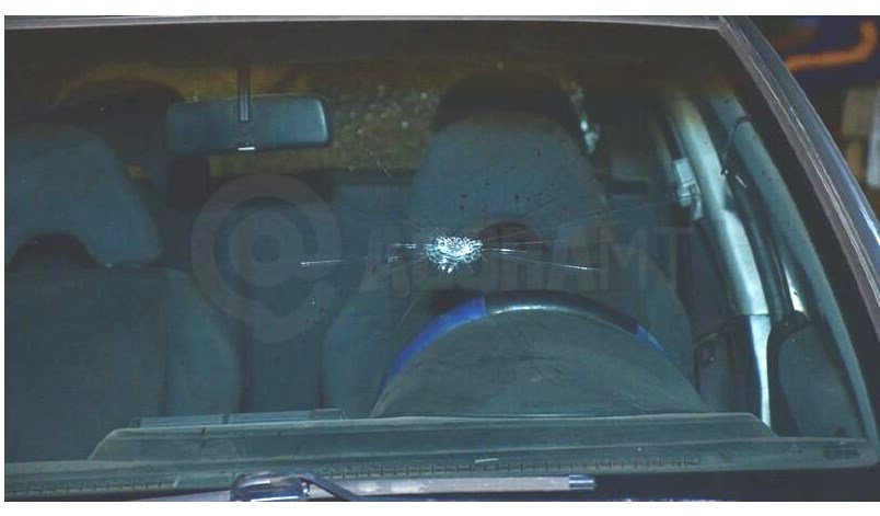 Homem leva bala no pescoço enquanto dirigia carro em MT