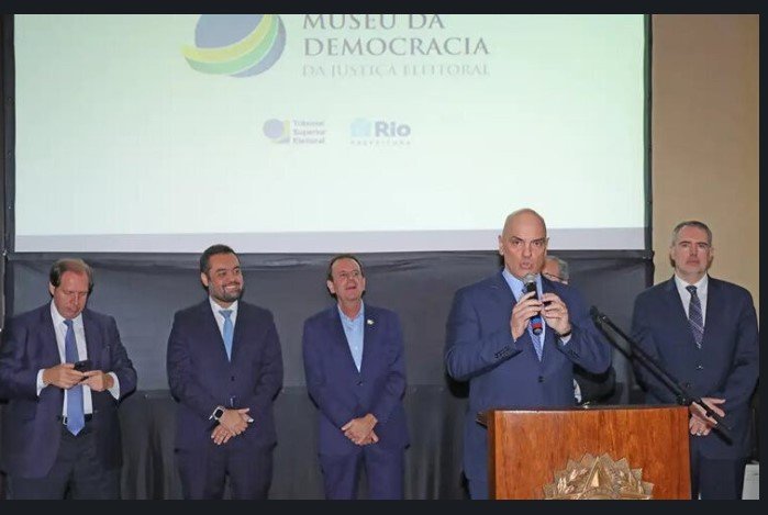 Alexandre de Moraes diz que soberania brasileira está sob ataque