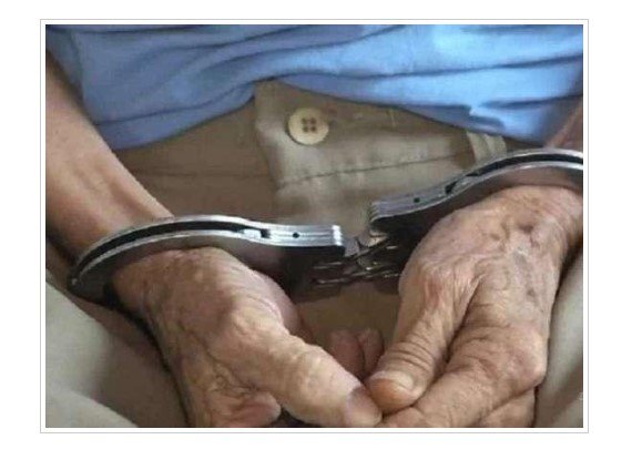 Idoso de 83 anos é preso por se masturbar na frente de crianças em MT