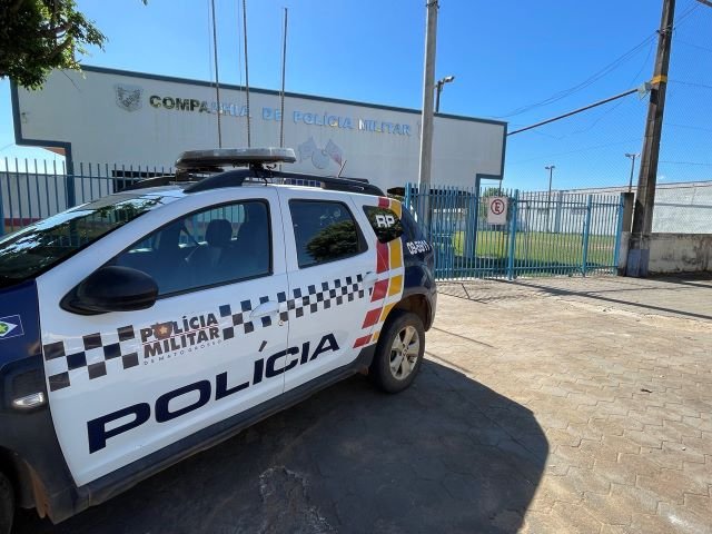 Policia em Colíder acalma ânimos em discussão de casal de idosos.