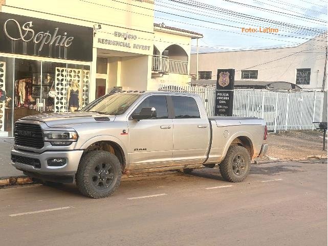 PM de Colíder prende homem com arma e varias munições e dirigir veiculo com sinais de embrigez