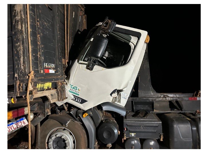 Acidente Fatal Envolve Quatro Veículos e Deixa Uma Pessoa Morta