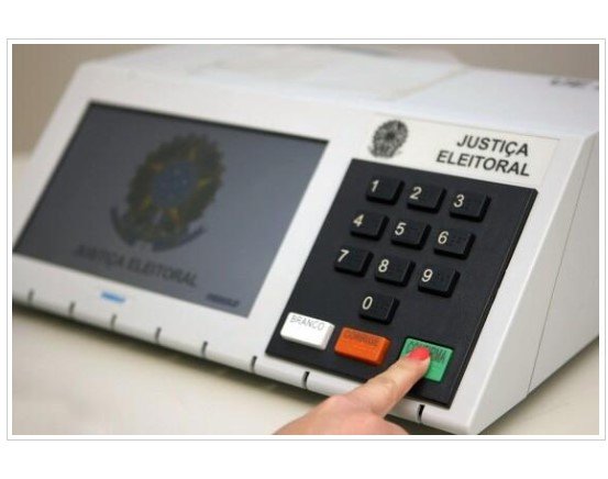 Testes em urnas eletrônicas reiteram que sistema de votação é seguro diz TSE