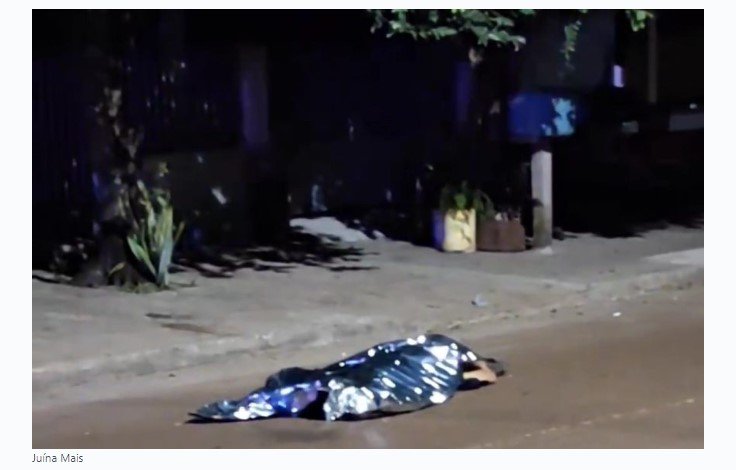 Homem é assassinado a facadas após discussão de bar em MT
