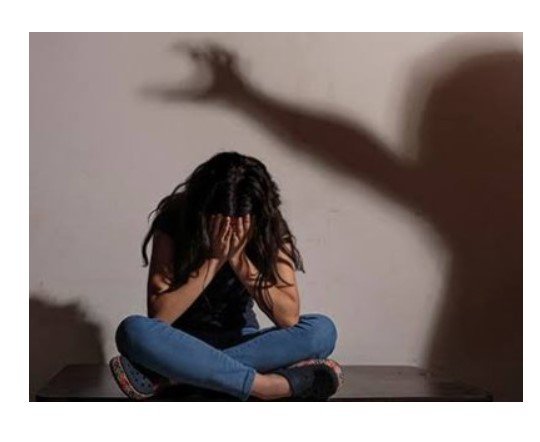 Jovem é preso após enforcar mãe e irmão e ainda bater no padrasto em MT