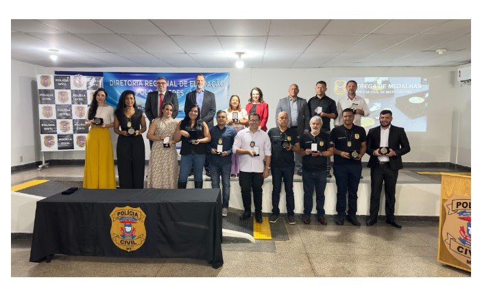 Entrega de medalhas valoriza dedicação de policiais que atuam na fronteira na Regional de Cáceres