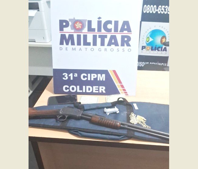 COLÍDER: Mae e filhos são detidos um por posse de arma de fogo e outro por lesão corporal e uso de entorpecente.