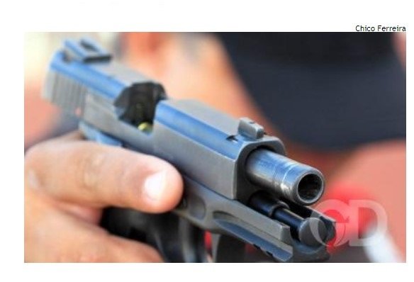 Criminosos invadem casa e matam dois homens com tiros na cabeça em Nobres