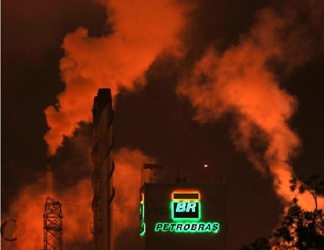 Petrobras cai: 1º prejuízo desde 2020 e uso da reserva de dividendos devem preocupar?