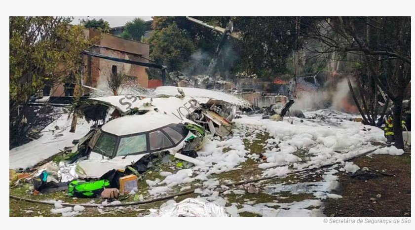 Equipe francesa auxilia na remoção de motores da aeronave da Voepass