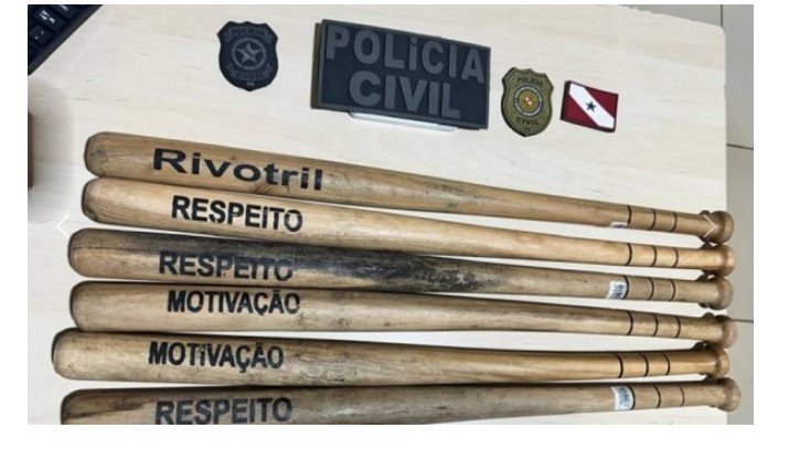 PARÁ: Polícias Civil e Militar apreendem 'tacos tipo de beisebol' com mensagens de ódio, em Itaituba