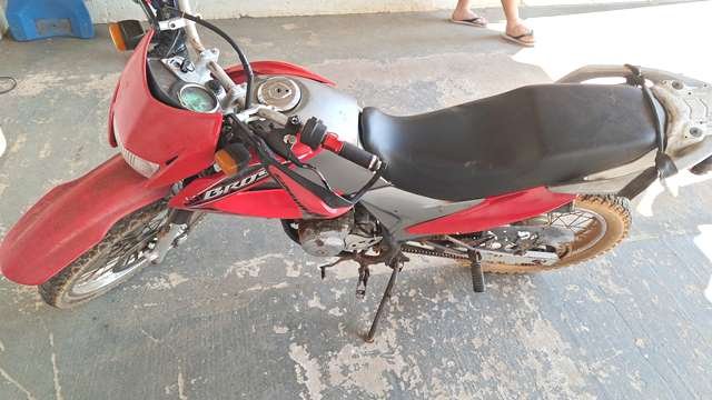 GCM de Colíder recupera moto roubada em Alta Floresta/MT há 7 anos atras. (Fotos)
