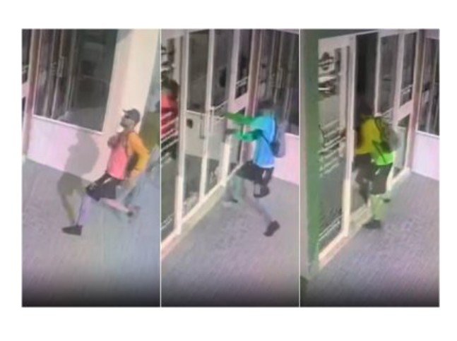 Homem leva 4 tiros durante roubo e se esconde em comércio; veja vídeo