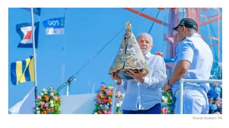 VÍDEO: Lula participa do Círio de Nazaré e fiéis gritam: “Vai roubar a santa”; VEJA