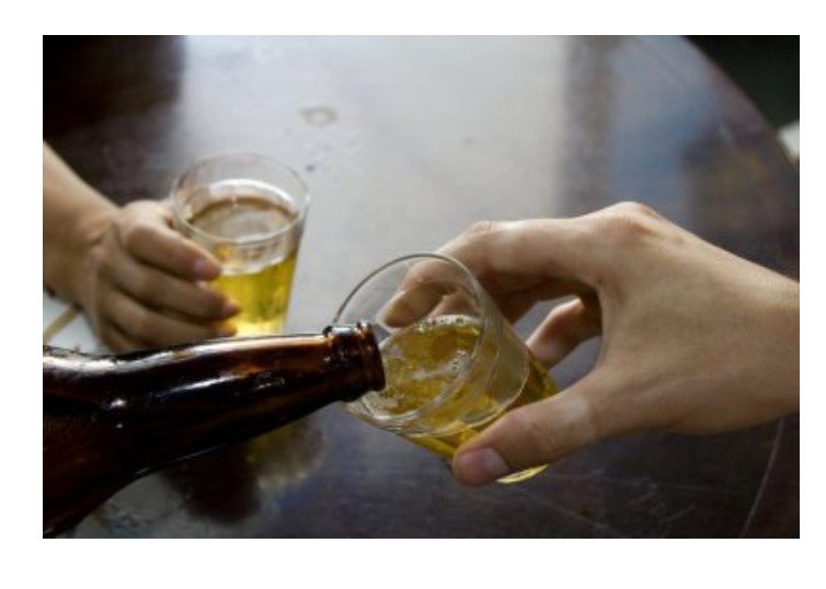 COLÍDER: Ciumento agride namorada após beber todas em baile da 3ª idade.