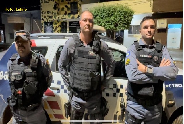COLÍDER: PM vai cumprir mandado de prisão e suspeito reage e é alvejado. (Vídeo)