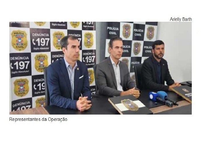 Membros do Comando Vermelho 'tiravam férias' em apartamento no litoral de SC