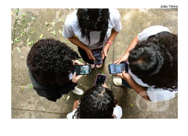 Mato Grosso proíbe o uso de celular na sala de aula