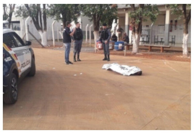 Homem é encontrado morto em pátio de empresa