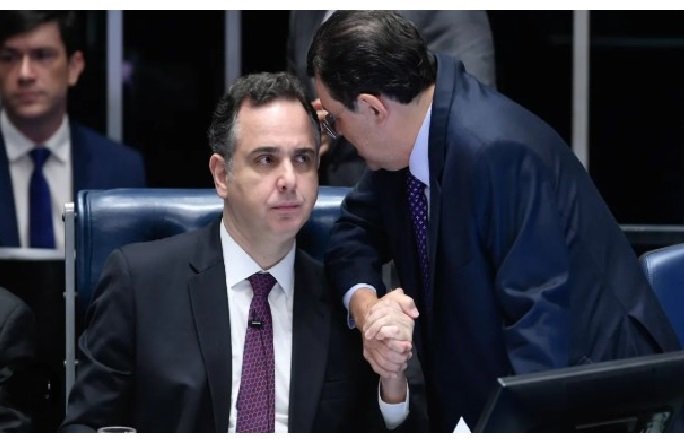 Senado aprova a regulamentação da reforma tributária e projeto vai à Câmara