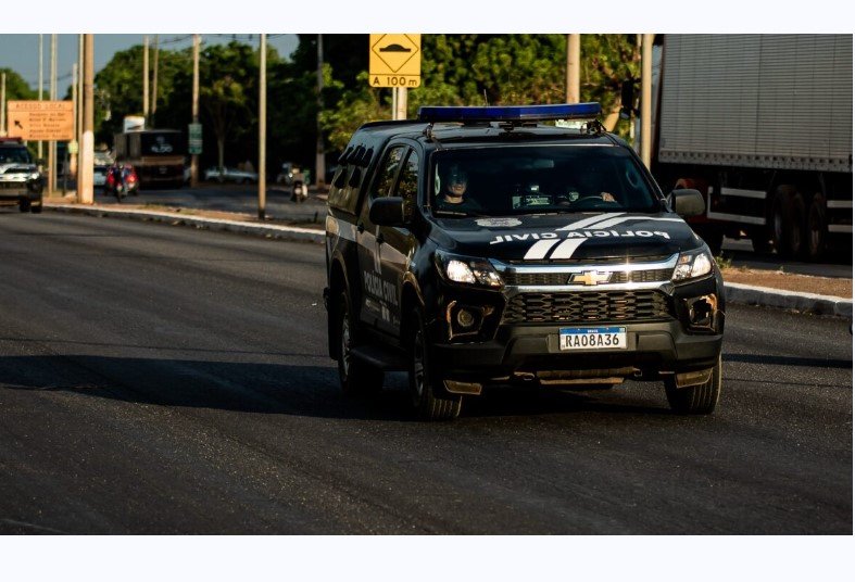 Polícia captura foragido que matou pescadores com golpes de facão enquanto vítimas dormiam