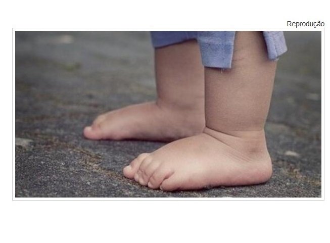 Criança de 4 anos morre após se afogar em piscina em cidade de MT.