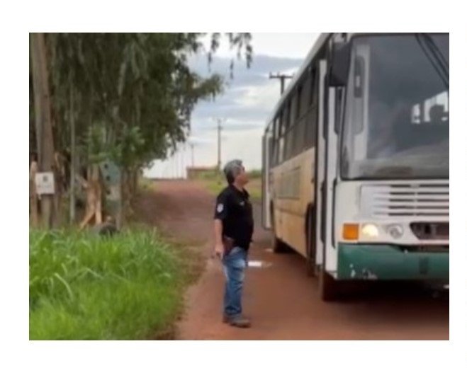Estuprador é preso dentro de ônibus a caminho do trabalho