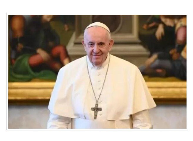 Vaticano aprova que gays se tornem padres, mas exige celibato