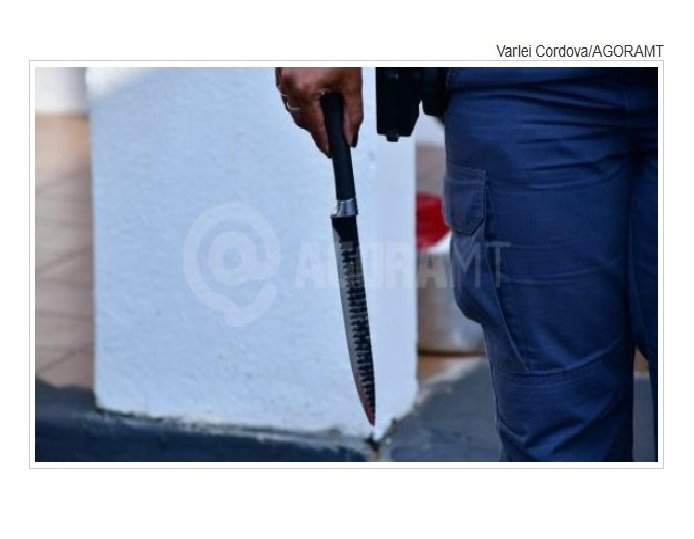 Jovem é esfaqueado pelo cunhado após discussão; cortes no abdômen