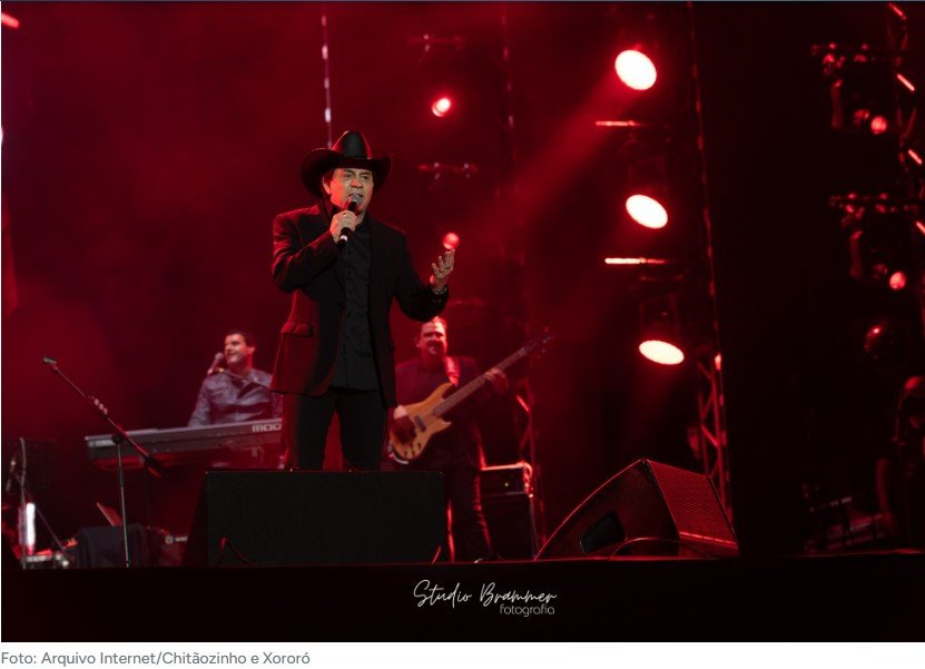 Cantor Chitãozinho dá início à produção de soja