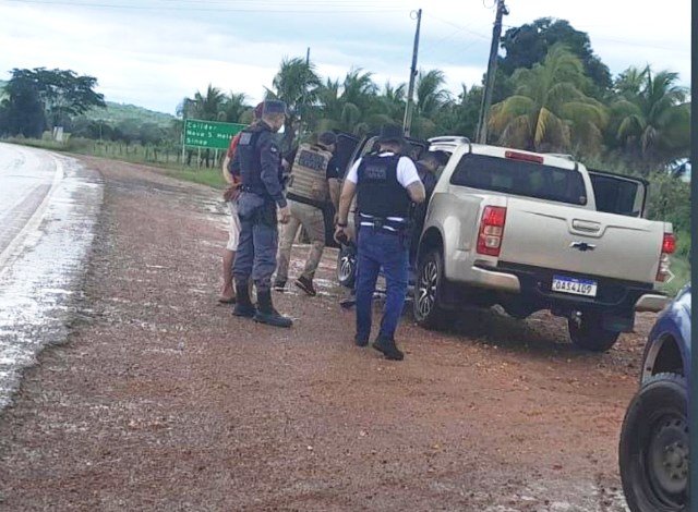 Homem com mandado em aberto de Sorriso e preso pelas forças de segurança de Nova Canaã. (Fotos)