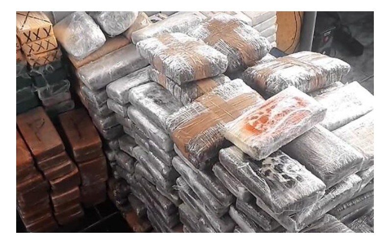 Ação integrada da PM e PRF apreende 370 quilos de drogas em Alto Garças; prejuízo às facções é de R$ 3,5 milhões