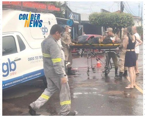 COLÍDER: Ciclista fica ferido após bater em veiculo de prestadora de internet. (Vídeo)
