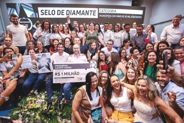 Governo de MT premia 31 municípios com melhores coberturas vacinais com R$ 6,4 milhões (Fotos)