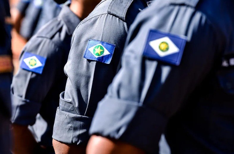 COLÍDER: PM da reserva e preso por direção perigosa e desacato a autoridade.