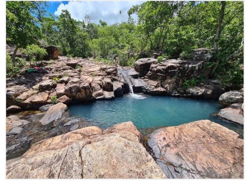 Turistas são detidos após invadirem e deixarem lixo em cachoeira com visitação proibida em MT