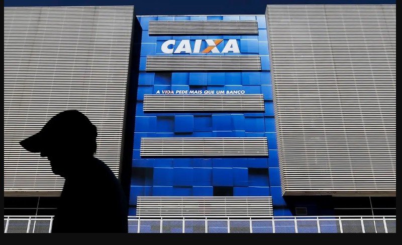 Esquema desvia R$ 2 bi do FGTS com ajuda de funcionários da Caixa, aponta PF