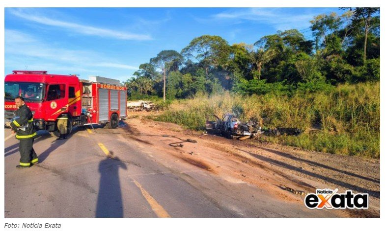 Alta Floresta: uma pessoa morre carbonizada e outras 3 são socorridas após grave acidente entre picape e caminhão