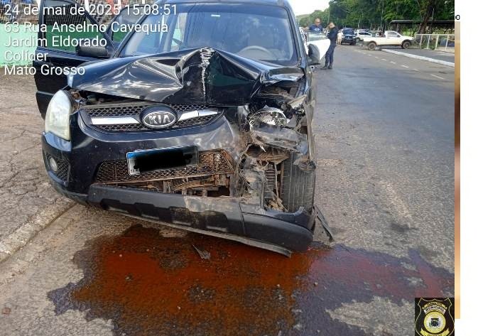 COLÍDER: Motorista de Sportage perde controle e acerta dois veículos no entorno do lago (Fotos)