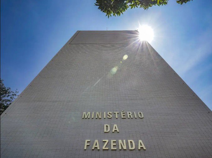 Governo dá fim à isenção para vendas de criptomoedas até R$ 35 mil; veja como fica