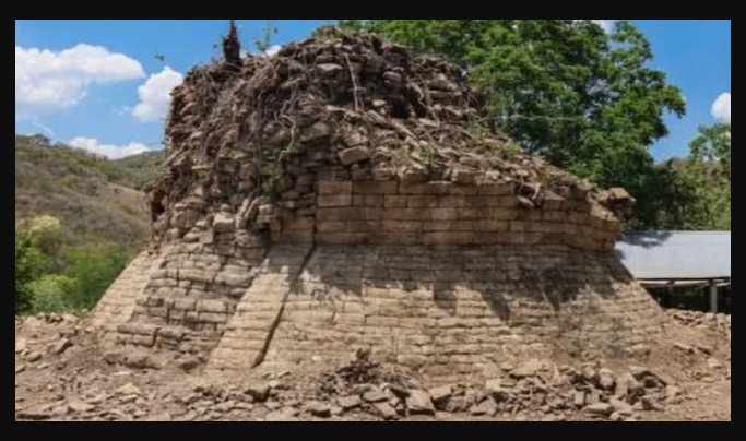 Fazendeiro estava expandido suas terras e acabou se deparando com algo inacreditável: a nova joia arqueológica do México
